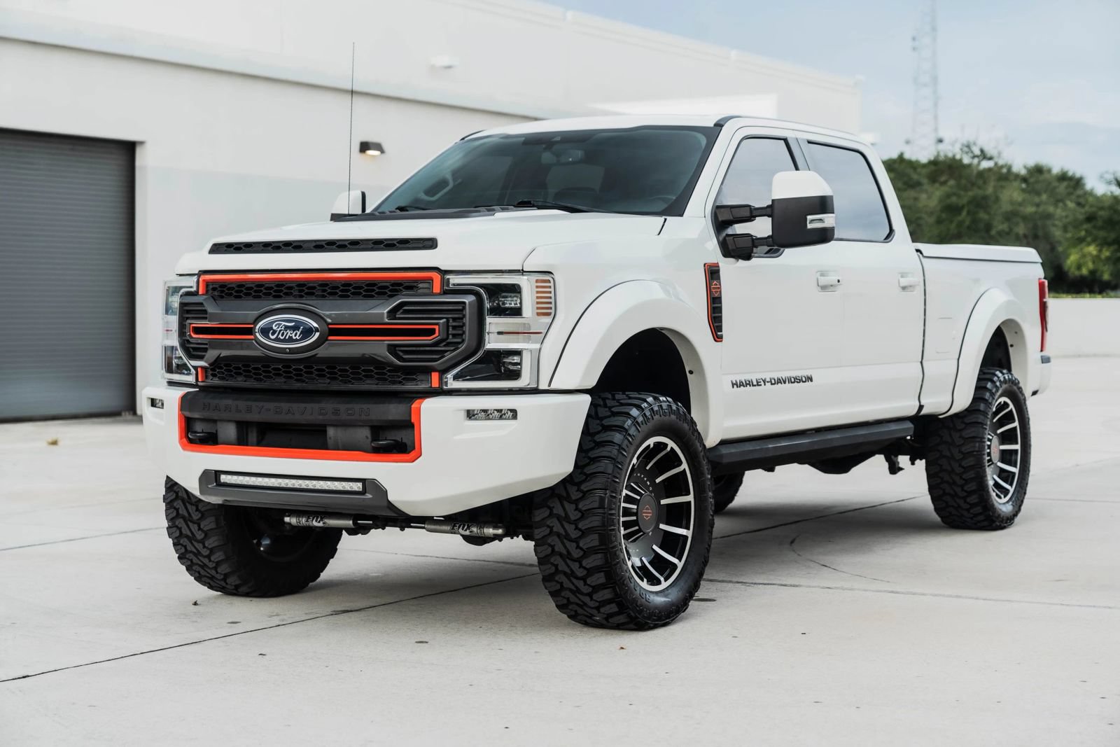 Used 2020 Ford F250 Lariat w/ Lariat Ultimate Package AWD/4WD image 9