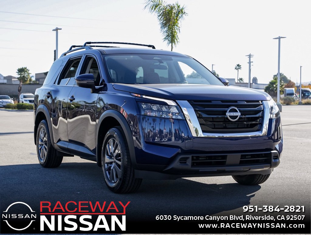 New 2025 Nissan Pathfinder SV image 1