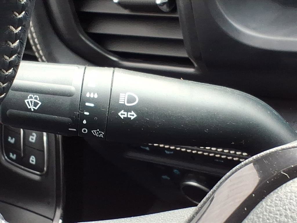 Used 2024 Ford F150 Lightning Platinum image 22