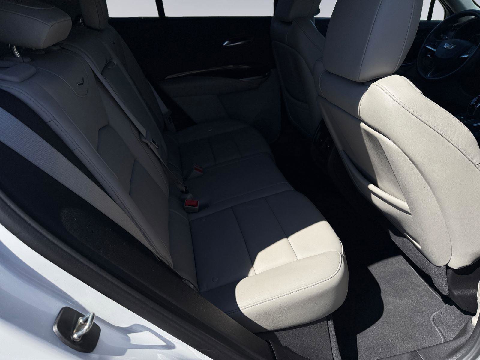 Used 2021 Cadillac XT4 Premium Luxury w/ Driver Assist Package image 16