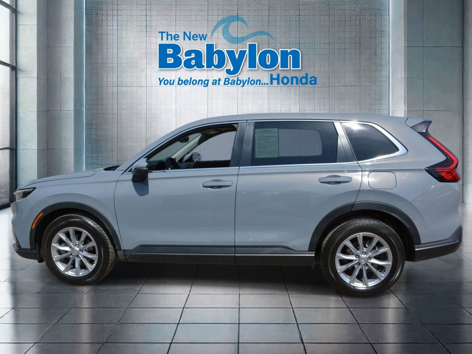 Used 2023 Honda CR-V EX image 2