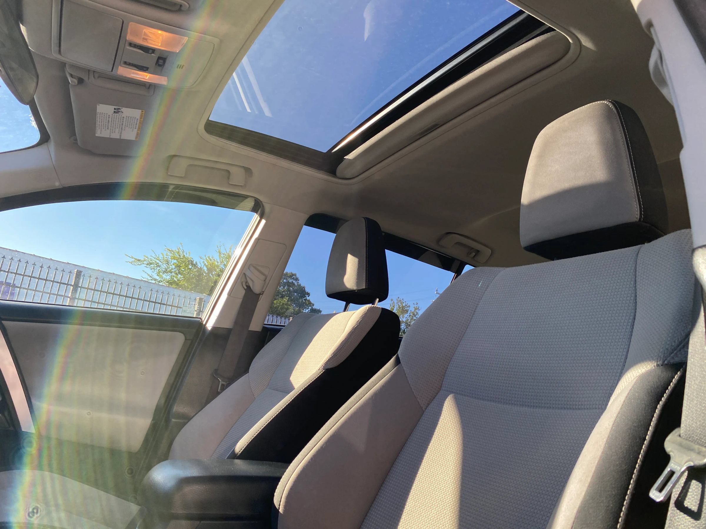 Used 2017 Toyota RAV4 XLE AWD/4WD image 24