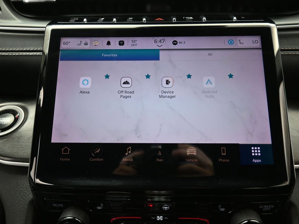 Used 2022 Jeep Grand Cherokee L Limited AWD/4WD image 4