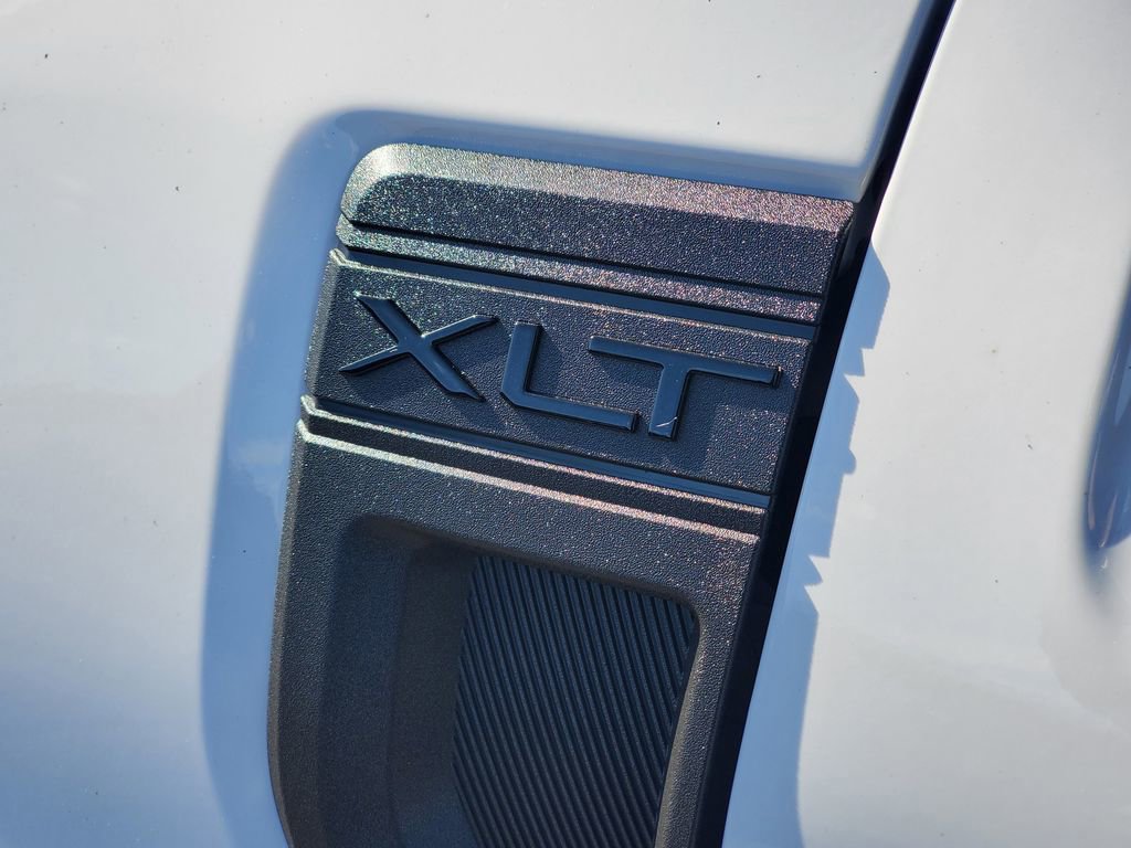 New 2025 Ford Maverick XLT w/ XLT Luxury Package image 33