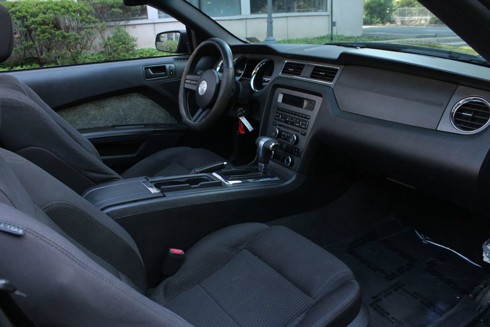 Used 2012 Ford Mustang Convertible w/ Security Pkg RWD image 21