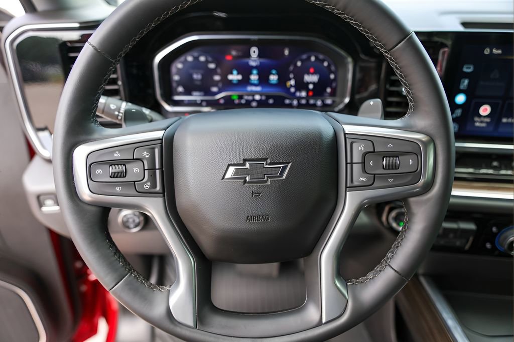 Used 2024 Chevrolet Silverado 1500 LT Trail Boss w/ Convenience Package II AWD/4WD image 11