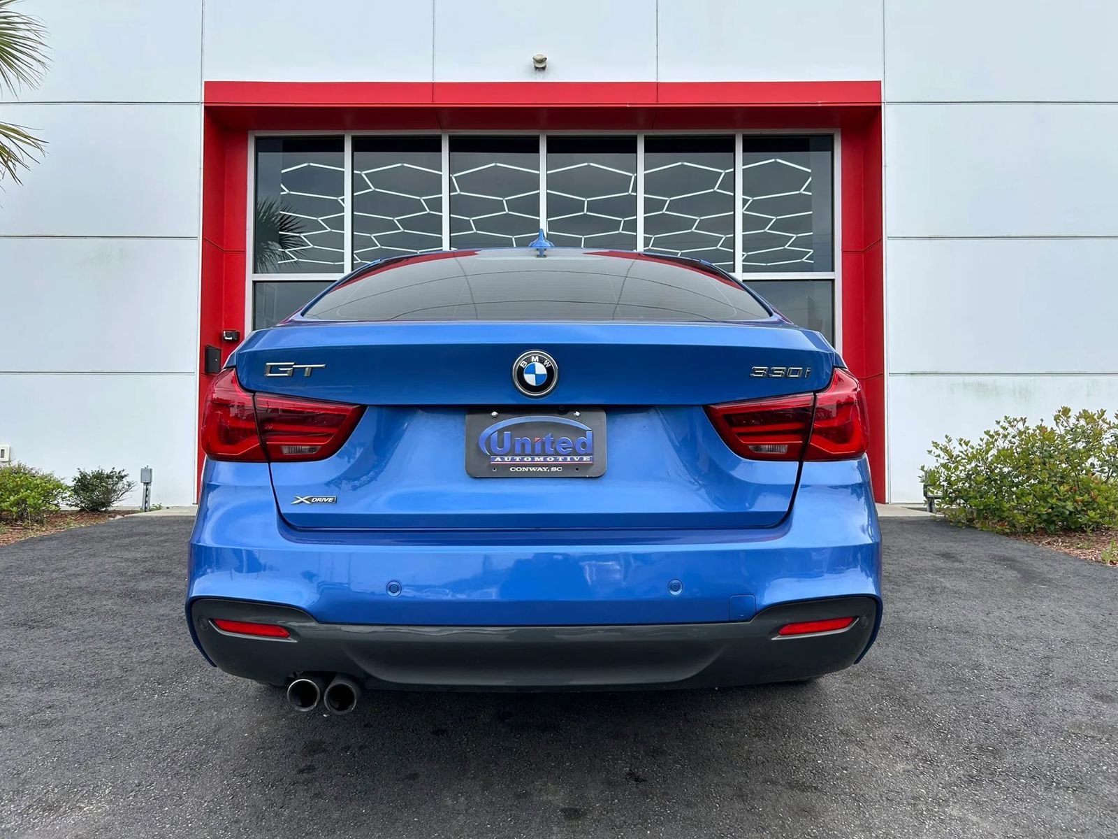 Used 2017 BMW 330i Gran Turismo xDrive image 5
