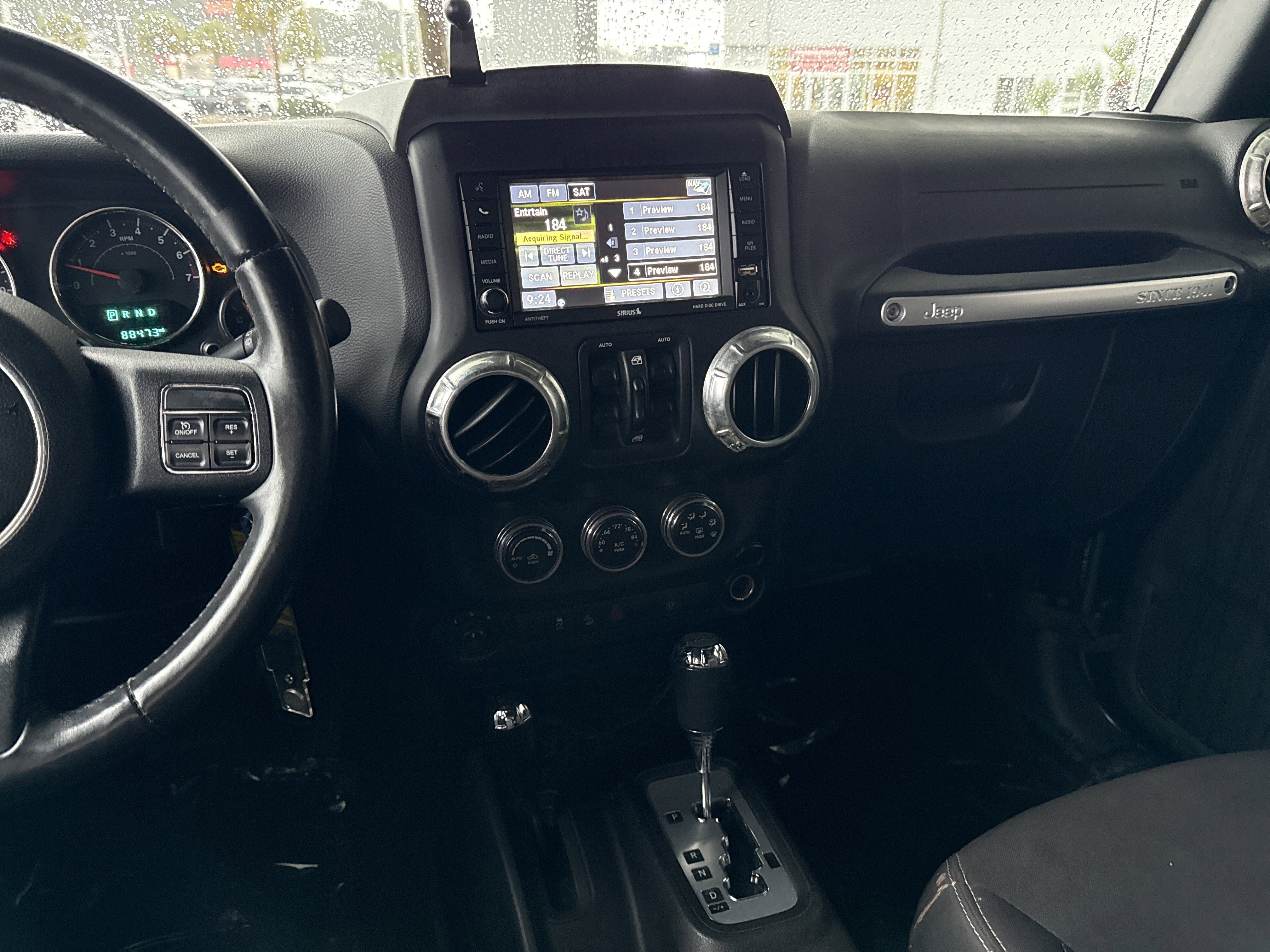 Used 2015 Jeep Wrangler Unlimited Sahara w/ Dual Top Group image 28