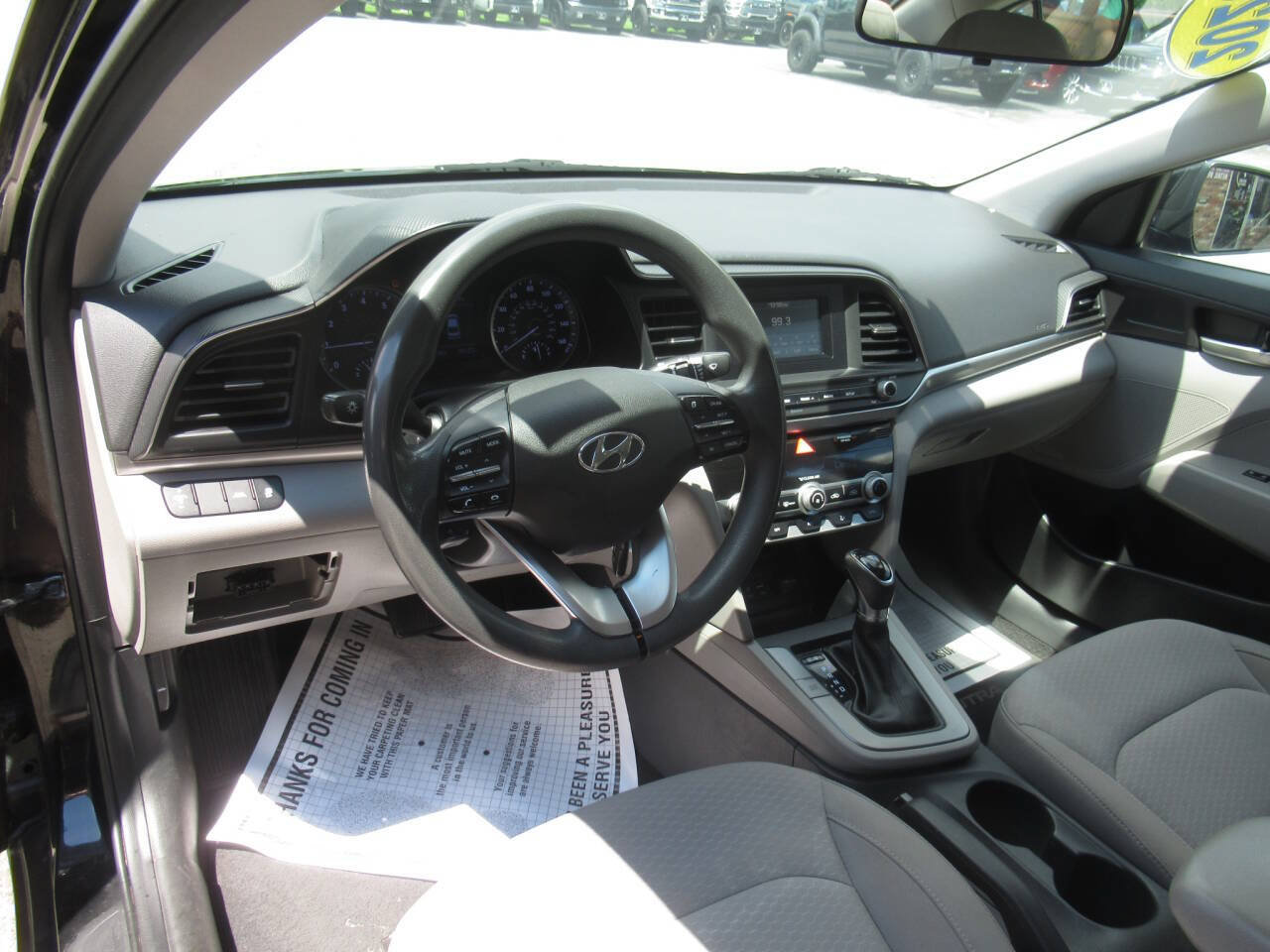 Used 2020 Hyundai Elantra SE w/ Cargo Package (C1) FWD image 13