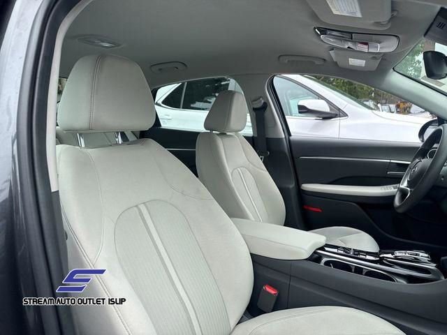 Used 2023 Hyundai Sonata SEL image 30