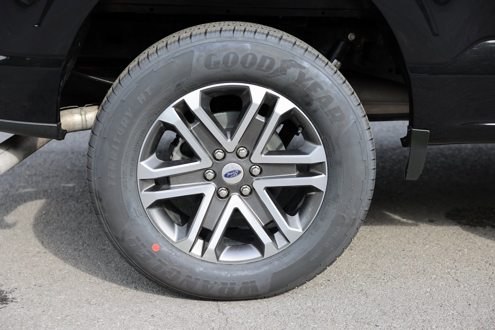Certified 2022 Ford F150 XL w/ STX Appearance Package image 26