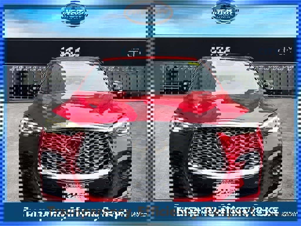 Used 2023 INFINITI QX55 Essential image 2