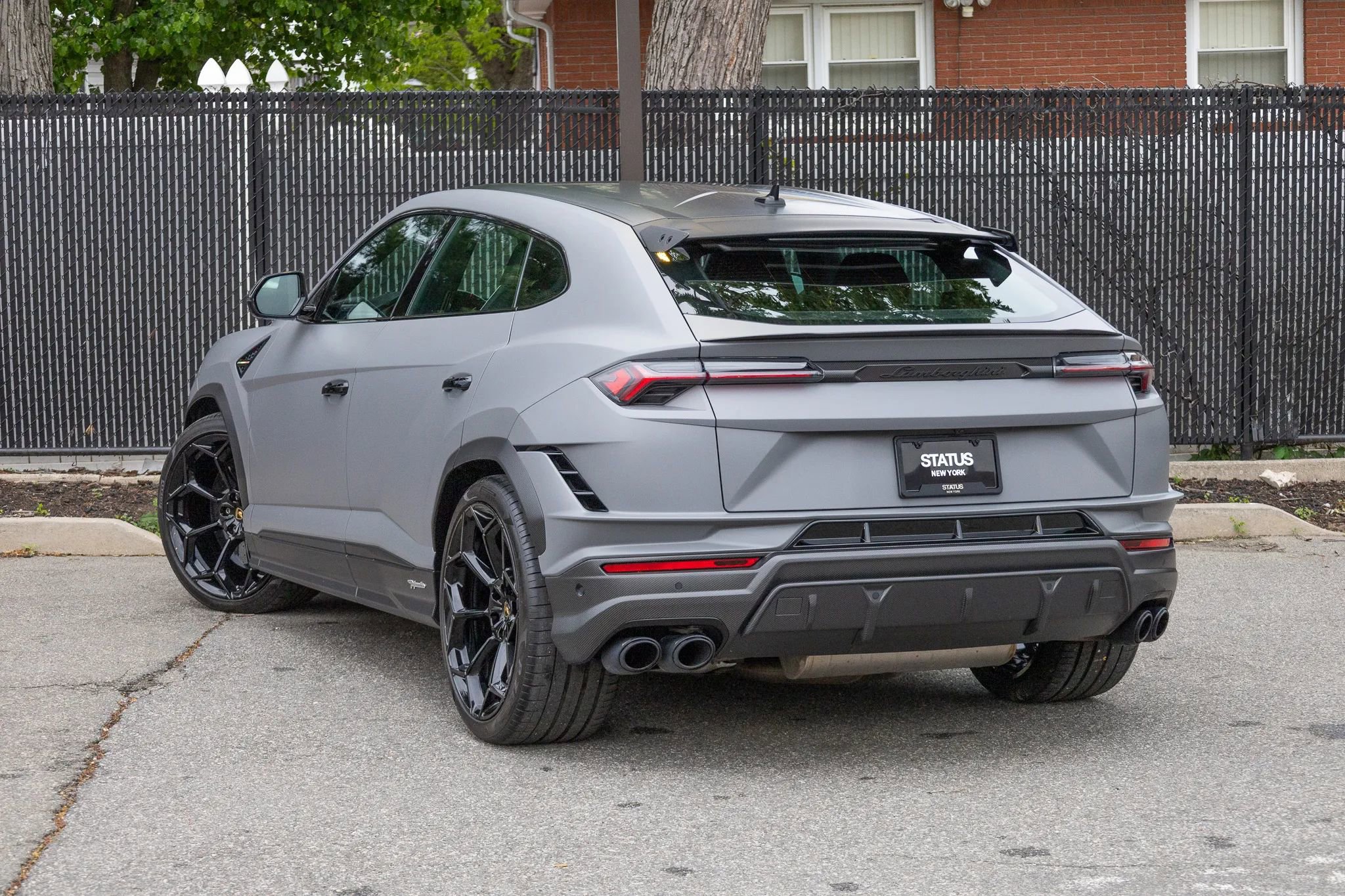Used 2024 Lamborghini Urus Performante AWD/4WD image 35