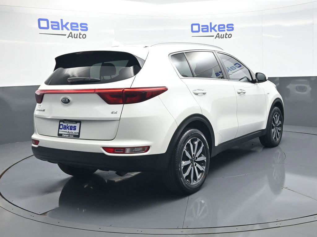 Used 2017 Kia Sportage EX image 8