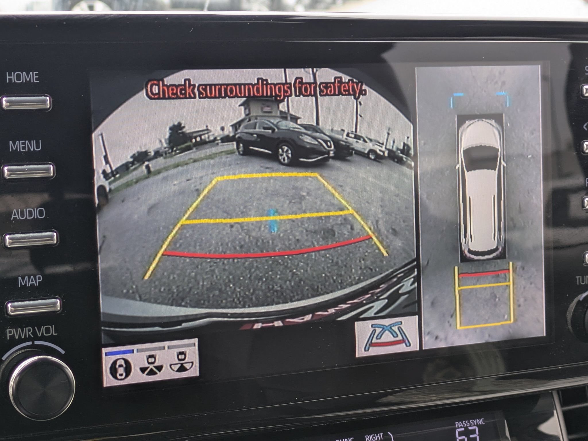 Used 2022 Toyota Sienna Platinum FWD image 22