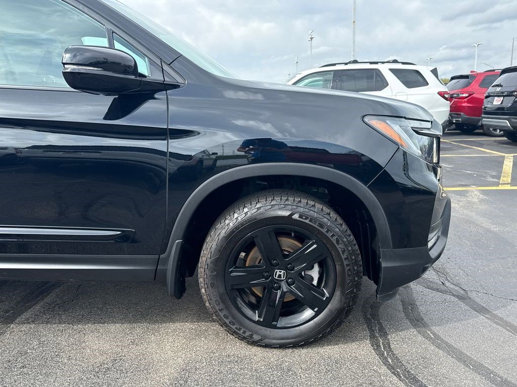 Used 2023 Honda Ridgeline Black Edition image 15