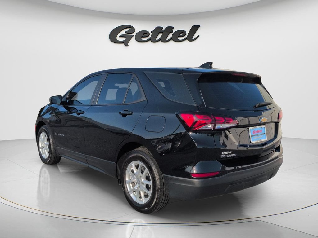 Used 2023 Chevrolet Equinox LS FWD image 7