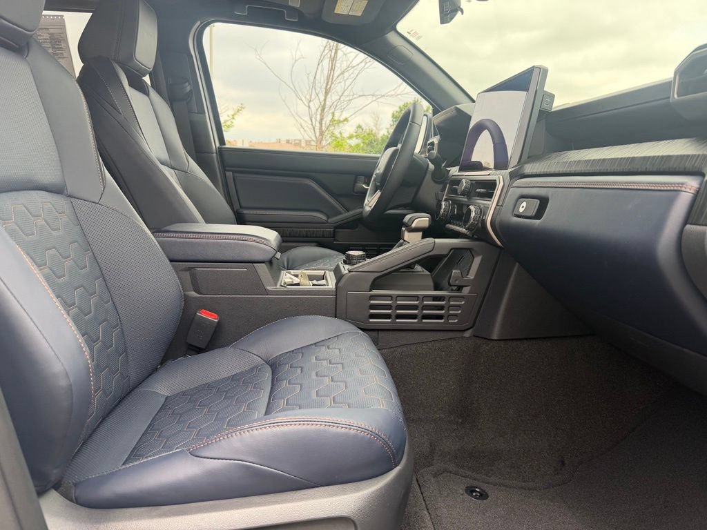 Used 2026 Toyota 4Runner Platinum AWD/4WD image 26