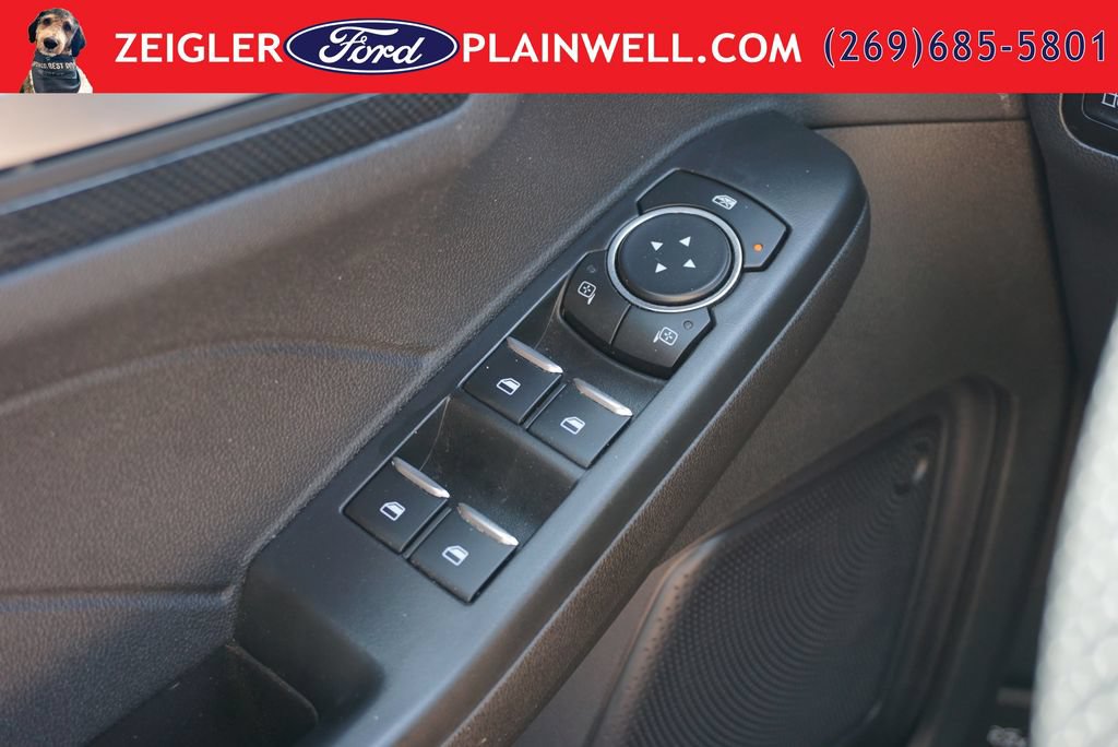 Used 2023 Ford Escape ST-Line Select AWD/4WD image 28