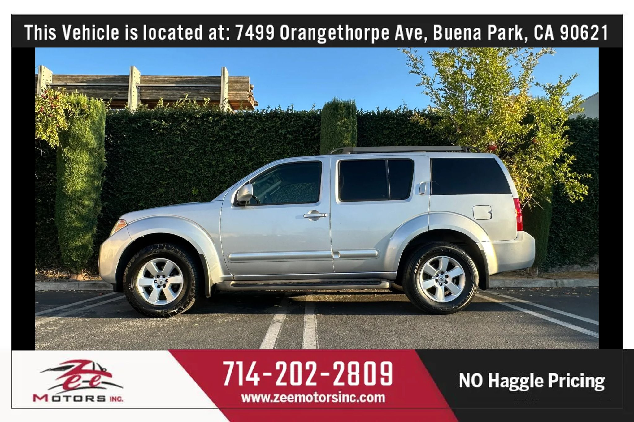 Used 2011 Nissan Pathfinder SV RWD image 11