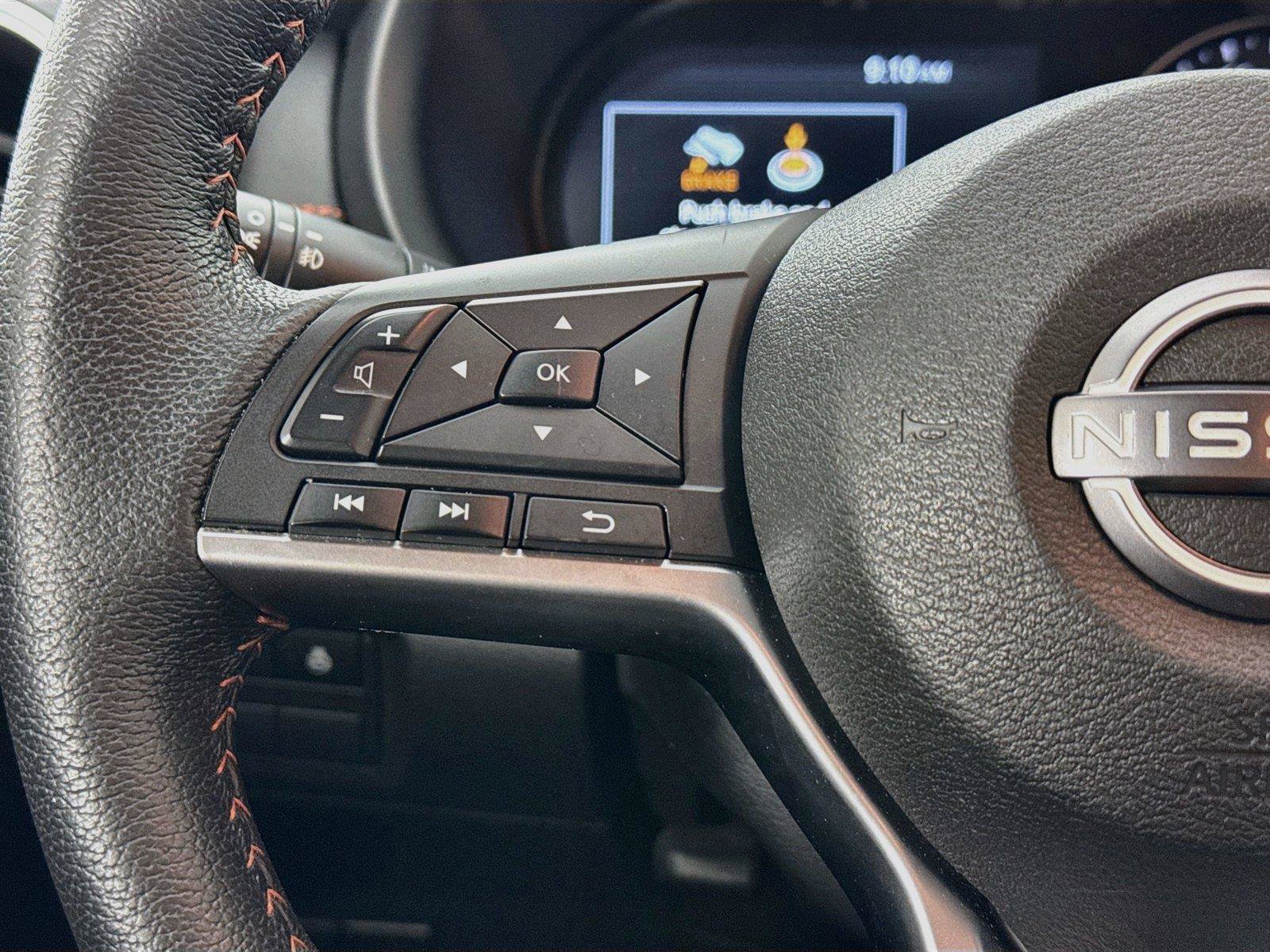 Used 2023 Nissan Kicks SR w/ SR Premium Package FWD image 17