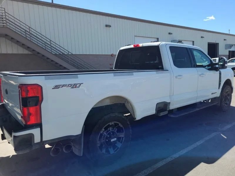 Used 2023 Ford F250 Lariat w/ Lariat Ultimate Package AWD/4WD image 5