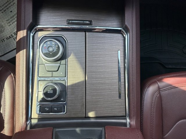 Used 2022 Ford Expedition Limited image 24