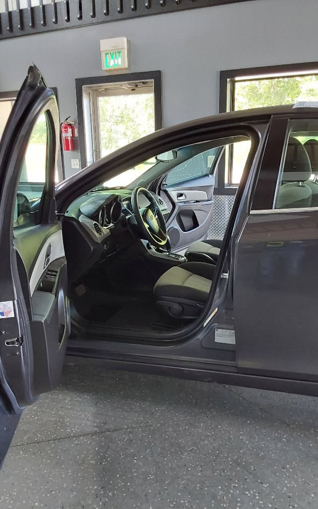 Used 2011 Chevrolet Cruze LS w/ Connectivity Package FWD image 14