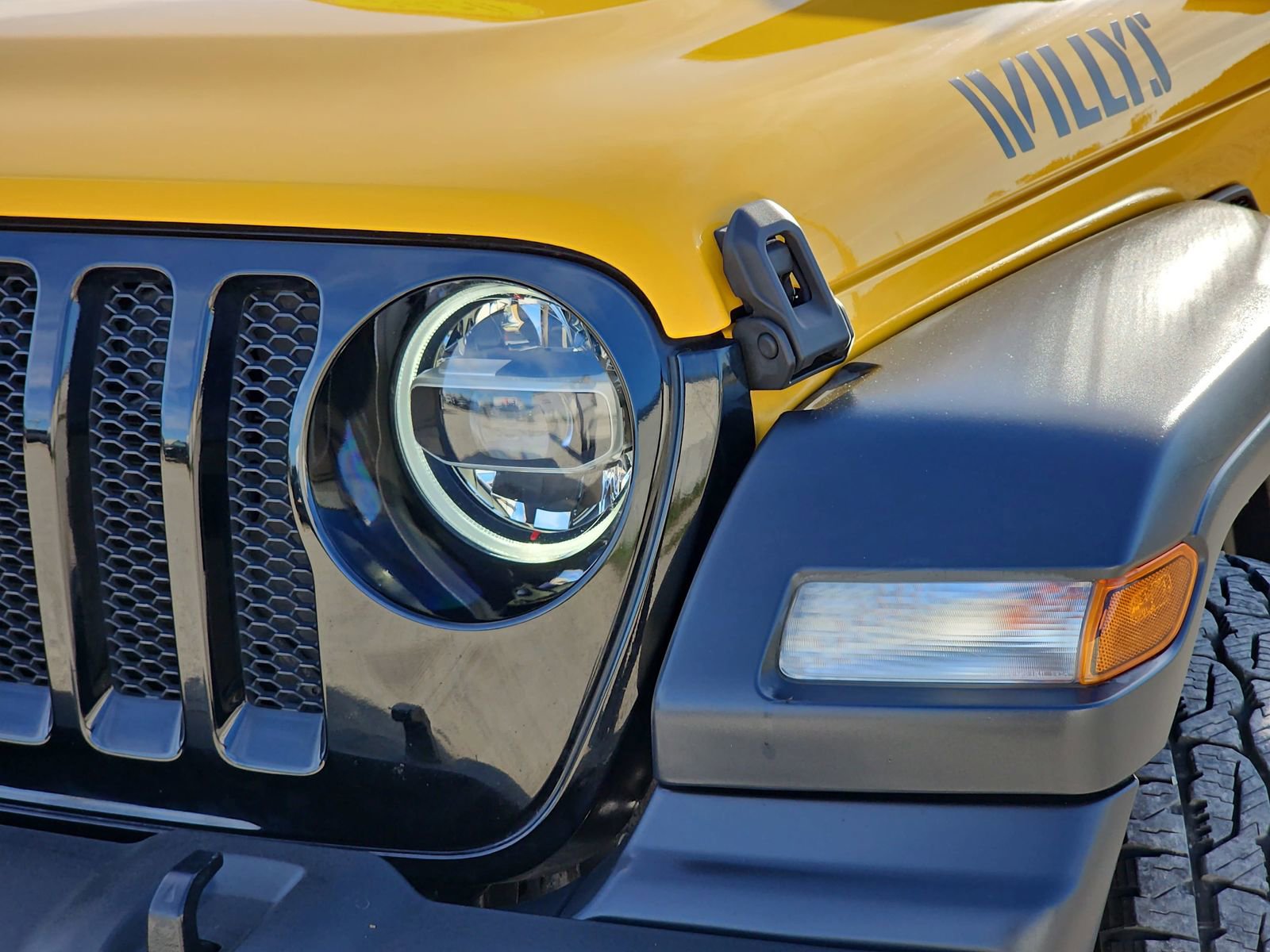 Used 2020 Jeep Wrangler Unlimited Sport image 32