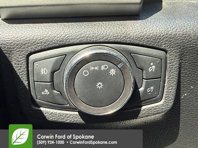 Used 2017 Ford F250 Lariat w/ Lariat Value Package AWD/4WD image 26