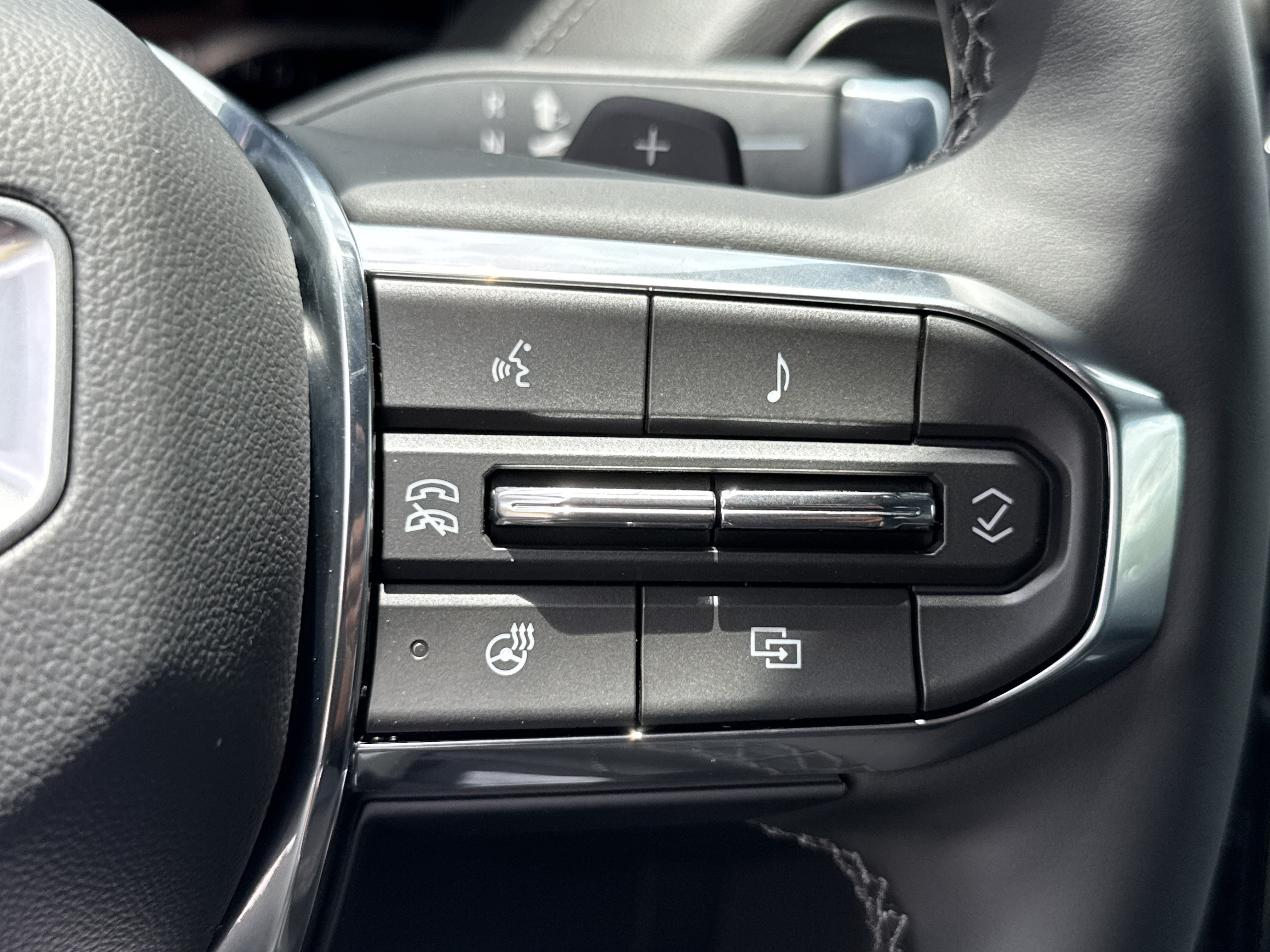 New 2026 GMC Yukon Denali AWD/4WD image 21