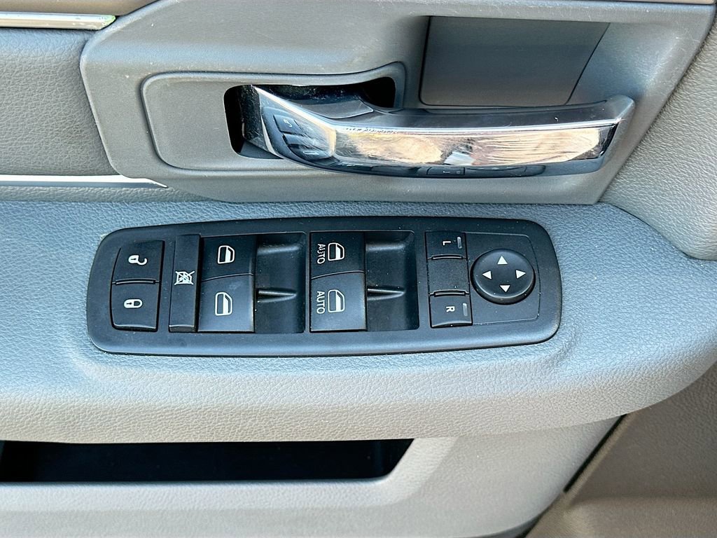 Used 2019 RAM 1500 Classic Warlock w/ Electronics Group image 18