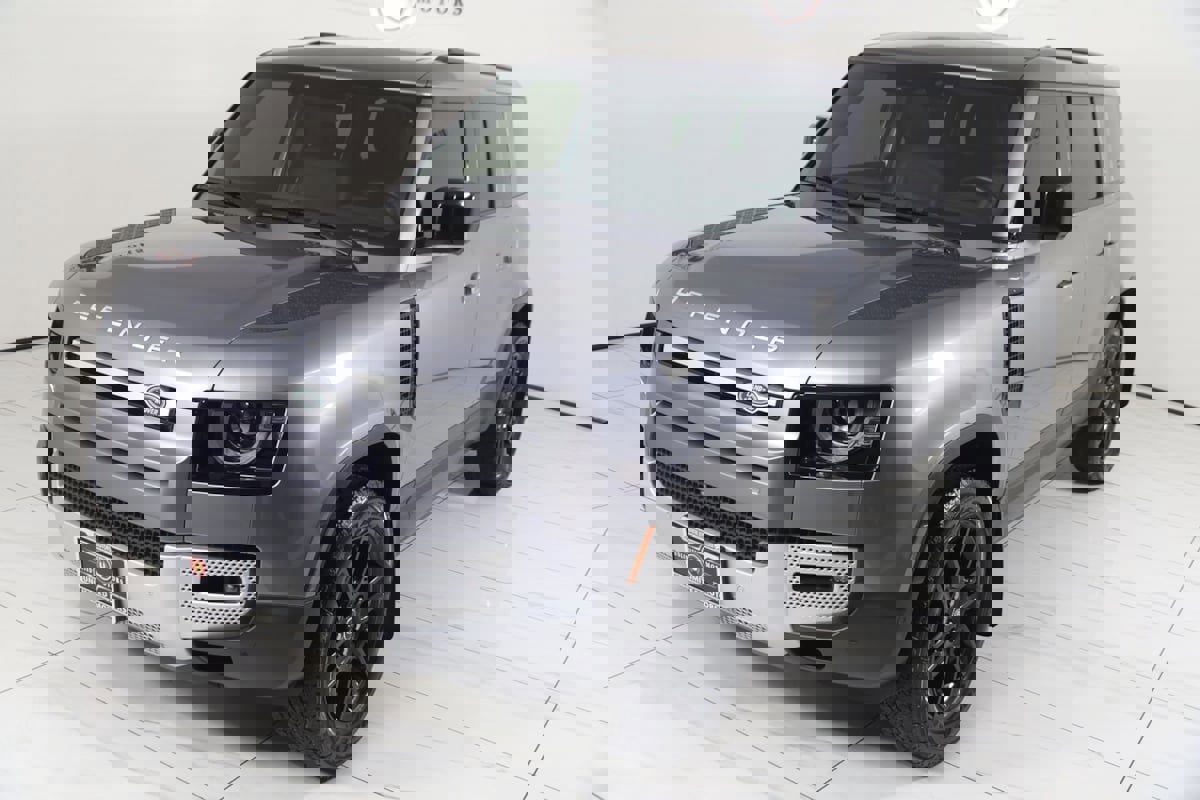 Used 2023 Land Rover Defender 110 SE image 24