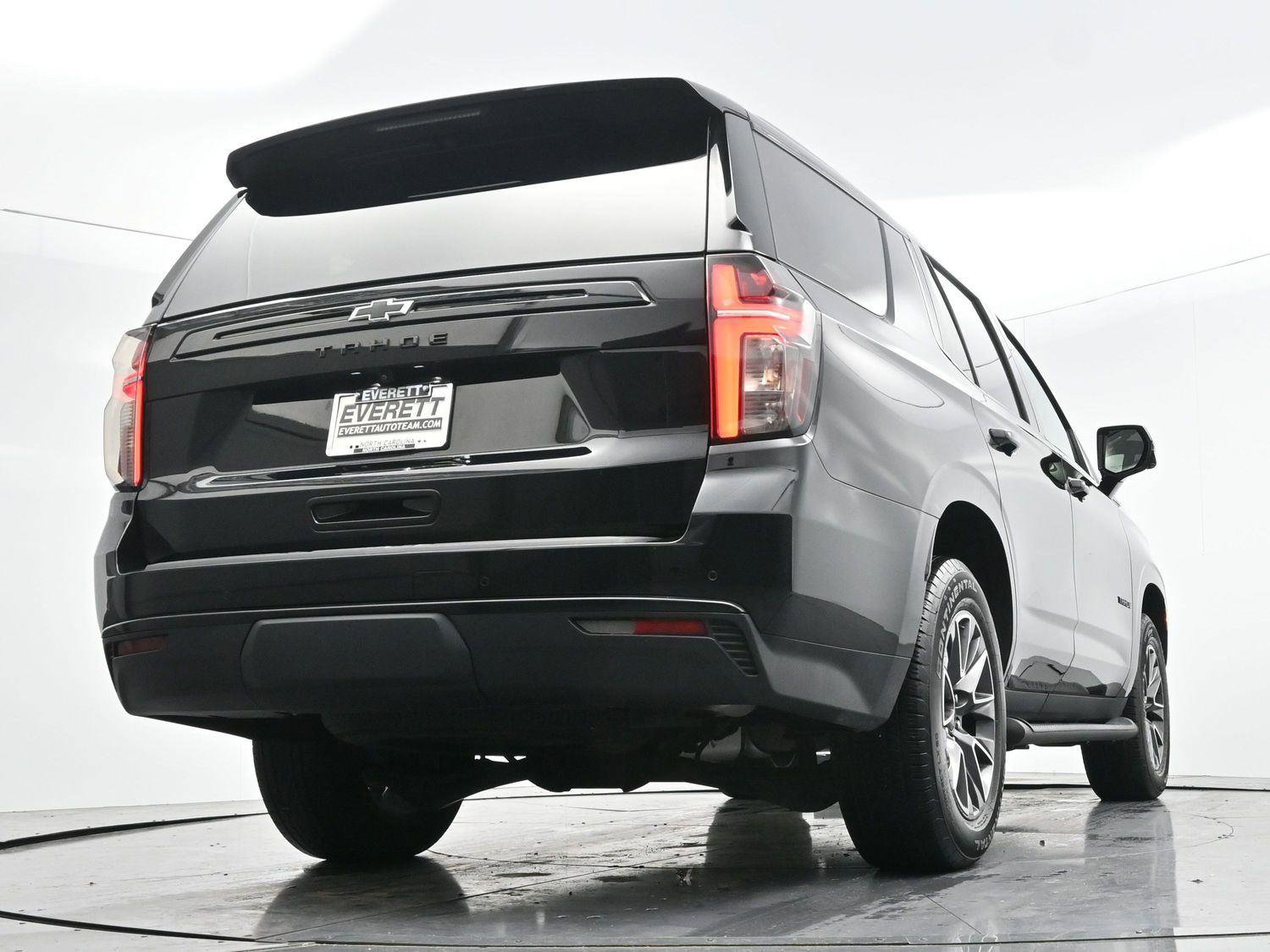 Used 2023 Chevrolet Tahoe Z71 w/ Luxury Package AWD/4WD image 50