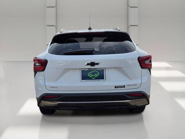 Certified 2024 Chevrolet Trax ACTIV w/ Driver Confidence Package FWD image 4
