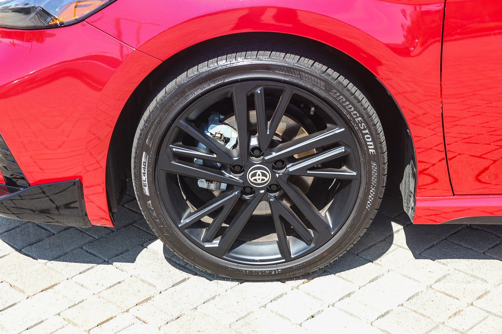 Used 2026 Toyota Camry Hybrid w/ Multimedia Upgrade Package image 15