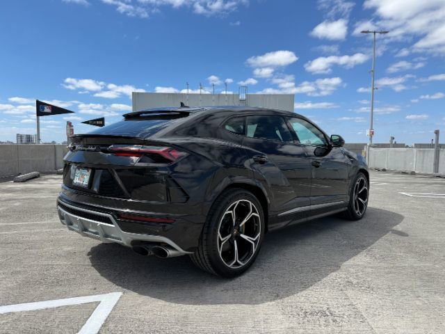 Used 2020 Lamborghini Urus image 7