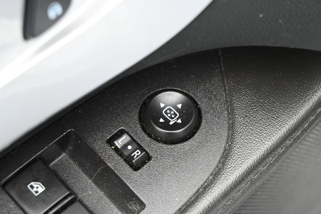 Used 2016 Chevrolet Equinox LT w/ Convenience Package FWD image 14