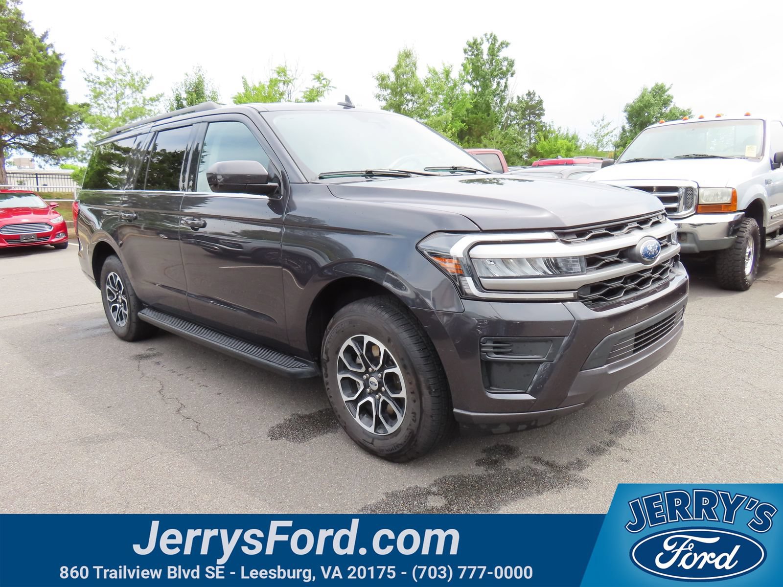 Used 2024 Ford Expedition Max XLT AWD/4WD image 1
