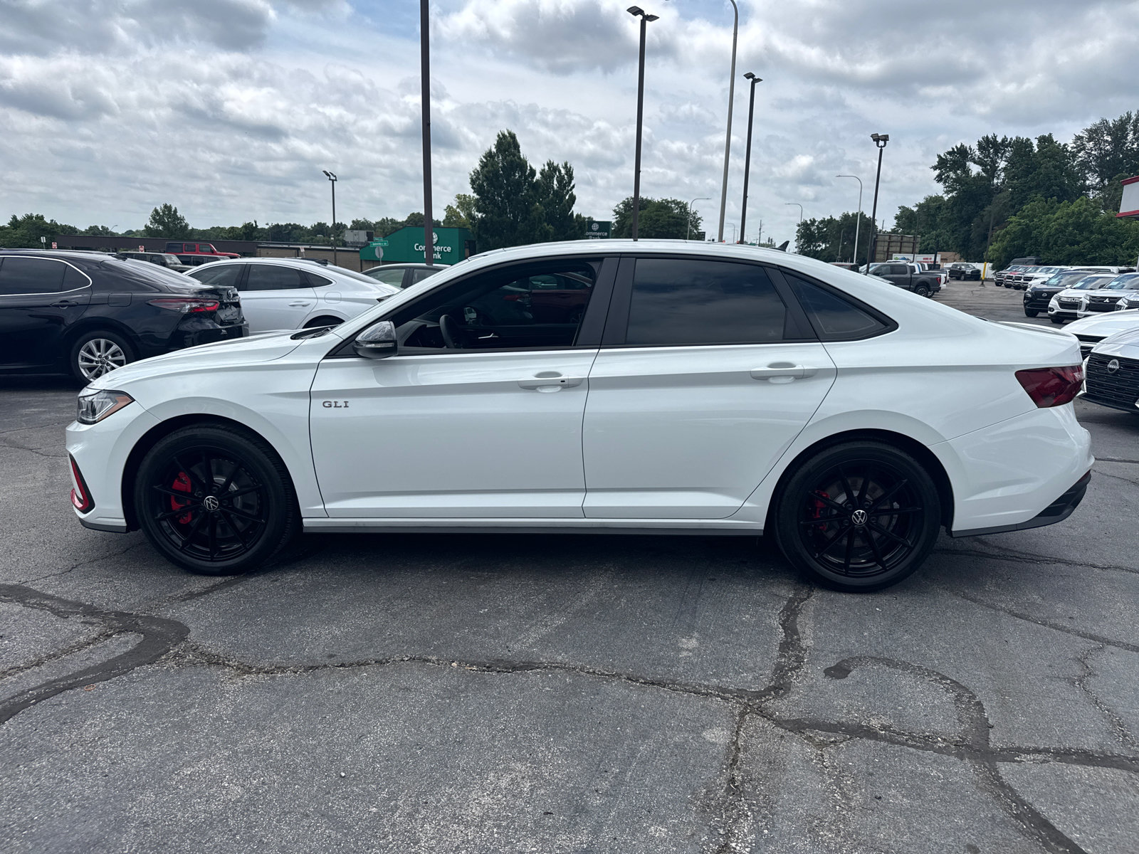 Used 2026 Volkswagen Jetta GLI Autobahn FWD image 3