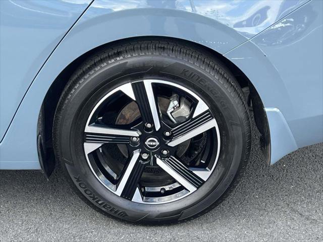 Used 2025 Nissan Sentra SV FWD image 10
