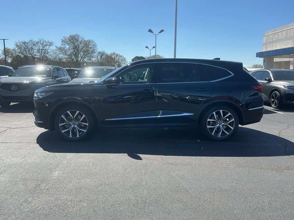 Certified 2023 Acura MDX FWD w/ Technology Package image 2