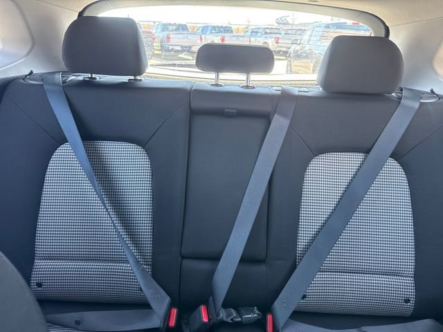 Used 2019 Hyundai Kona SE image 18