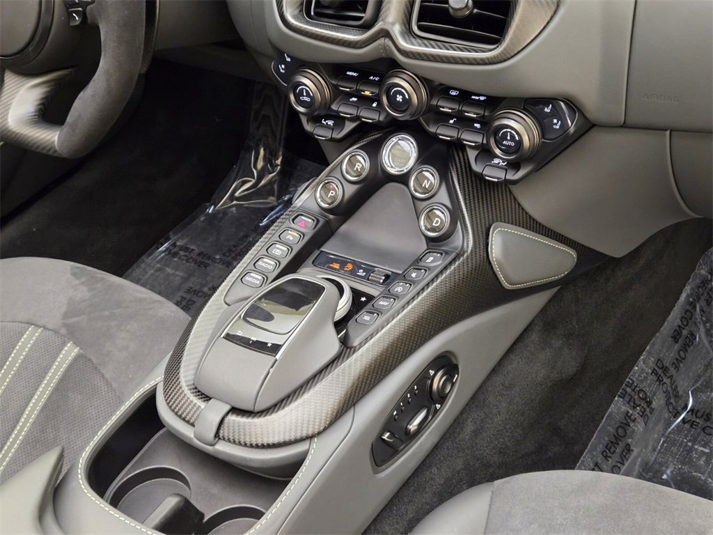 Used 2023 Aston Martin V8 Vantage image 23