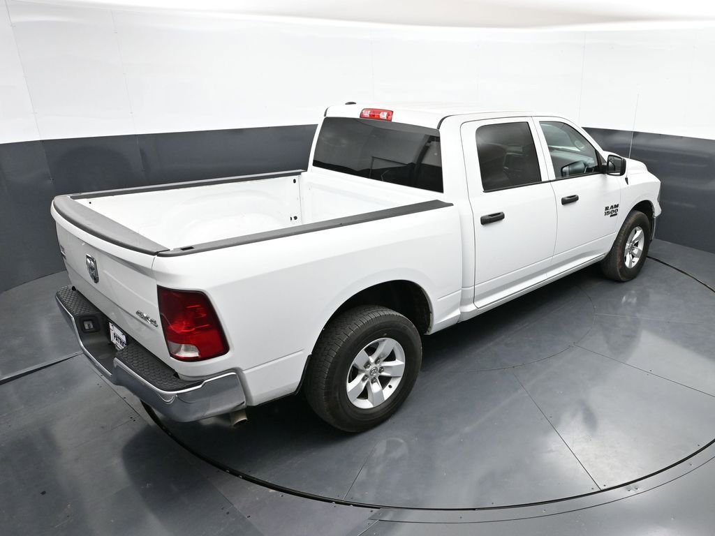 Used 2022 RAM 1500 Classic SLT AWD/4WD image 34