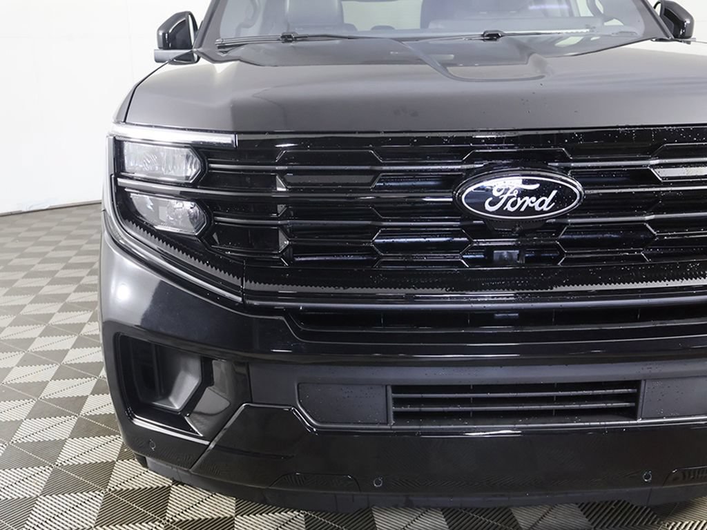 Used 2025 Ford Expedition Max Platinum w/ Stealth Performance Package AWD/4WD image 15