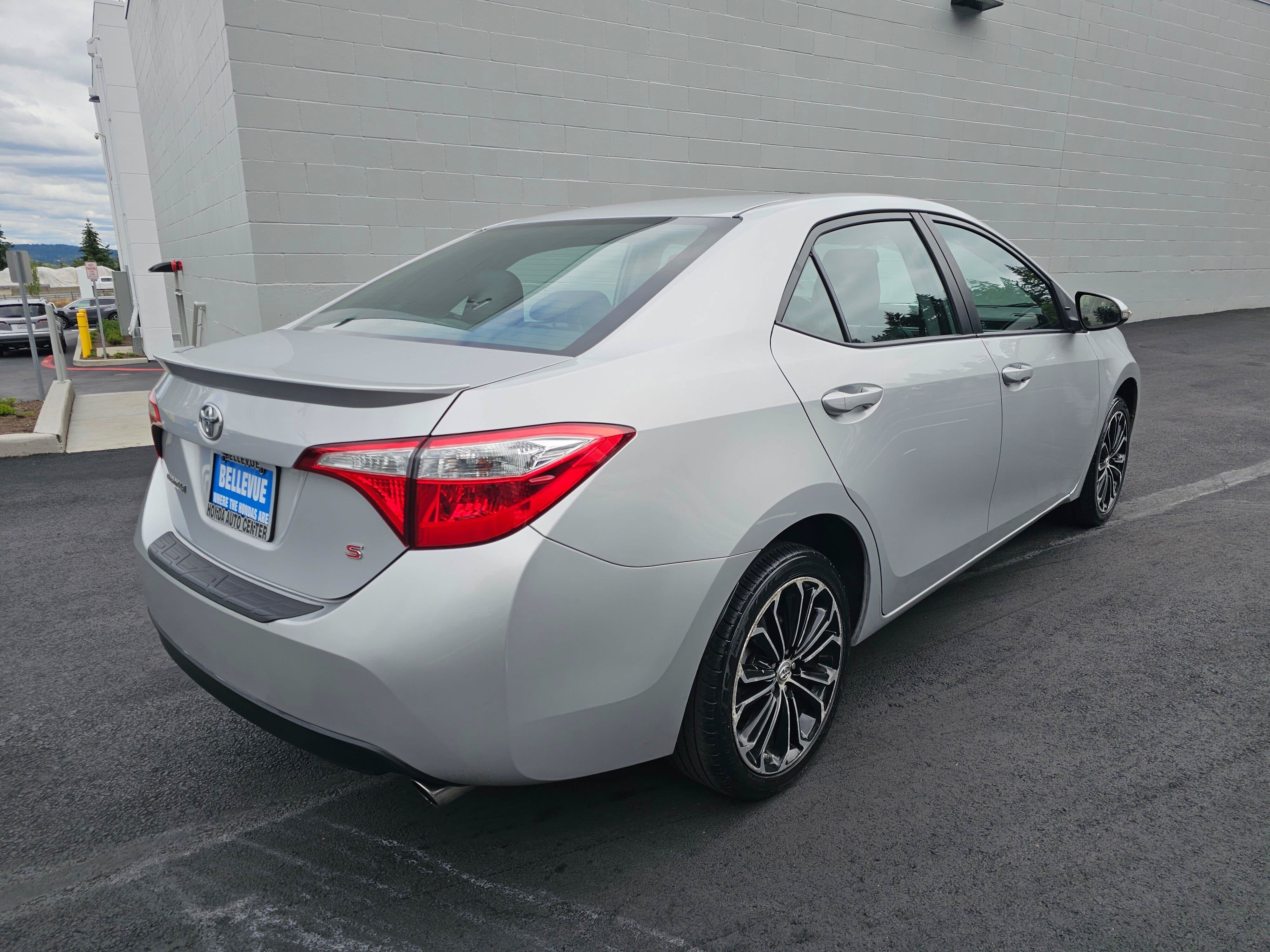 Used 2016 Toyota Corolla S FWD image 7