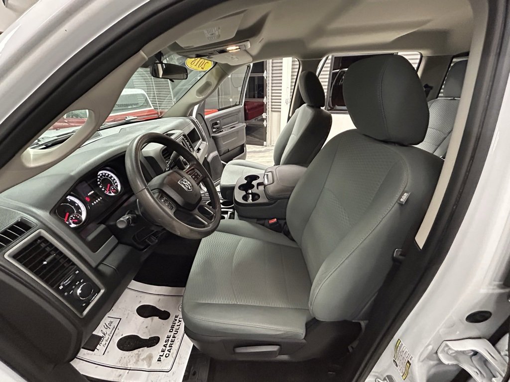 Used 2018 RAM 2500 Tradesman w/ Chrome Appearance Group image 46