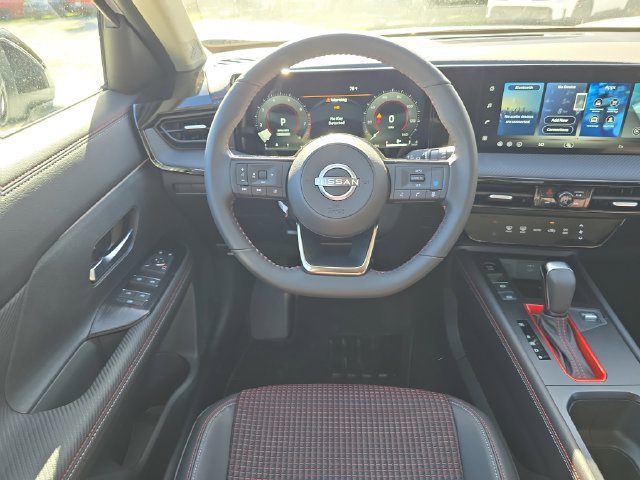 New 2026 Nissan Kicks SR FWD image 15