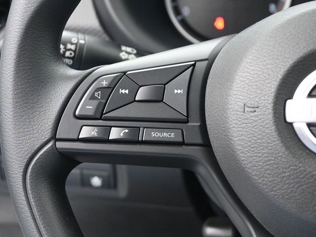 New 2025 Nissan Kicks Play S image 28